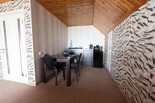Гостевой дом Brestinlove: Rodnikovyj Guest House Брест Люкс с 2 спальнями-3